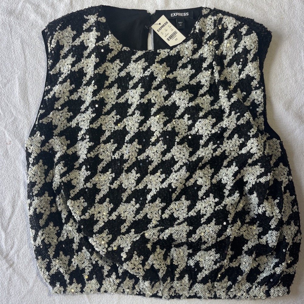 Express Women's Sequin Top Blouse Black and White Padded Shoulders size XS NWT